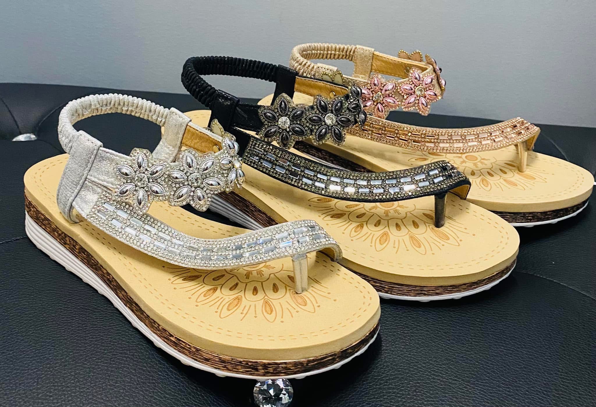 Decorated sandals with rhinestone accents